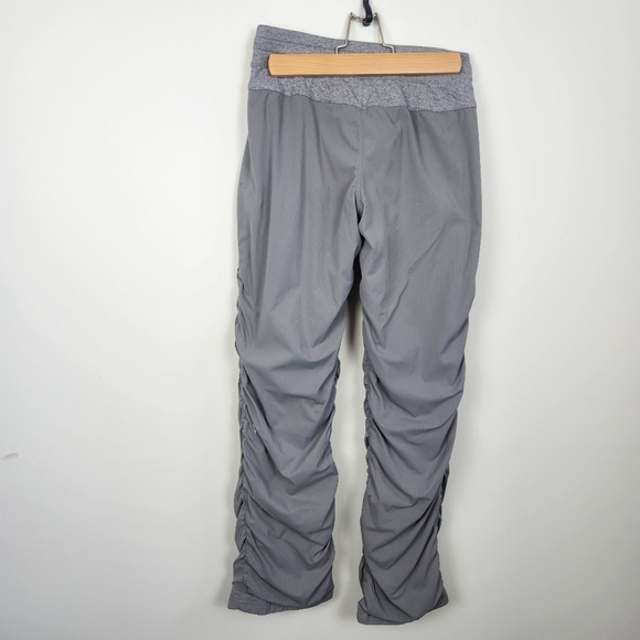 Ivivva By Lululemon Dance Studio Style Pants Baggy Joggers Grey Size 12 - Picture 3 of 11